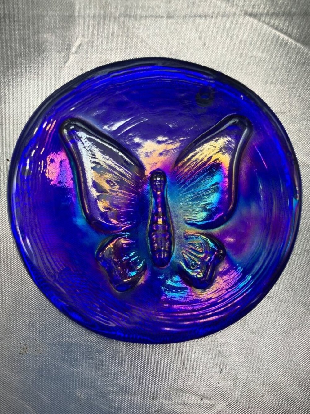 Iridescent Butterfly Glass Sun Catcher Paperweight Round Design Decorative